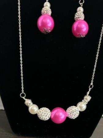Elegant Necklace and Earrings Sets in a Variety of Colors