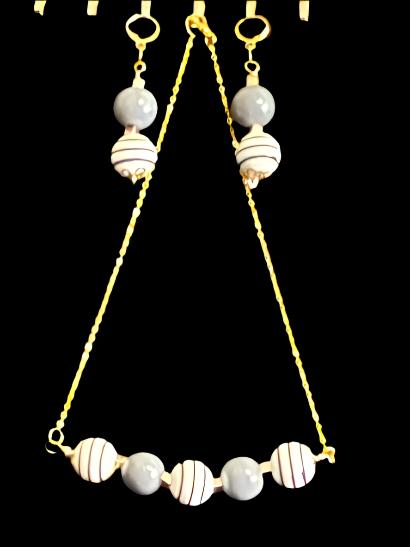 ELEGANT ASSORTED WOODEN BALLS NECKLACE SET