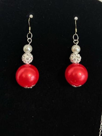 Elegant Necklace and Earrings Sets in a Variety of Colors