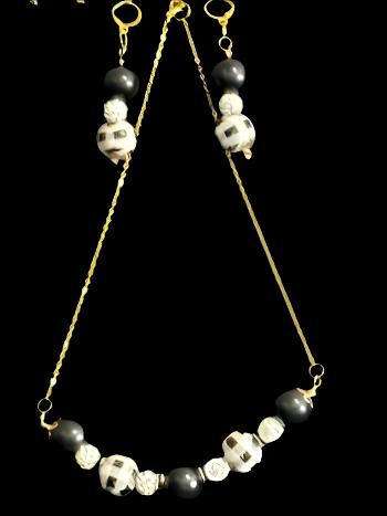 ELEGANT ASSORTED WOODEN BALLS NECKLACE SET